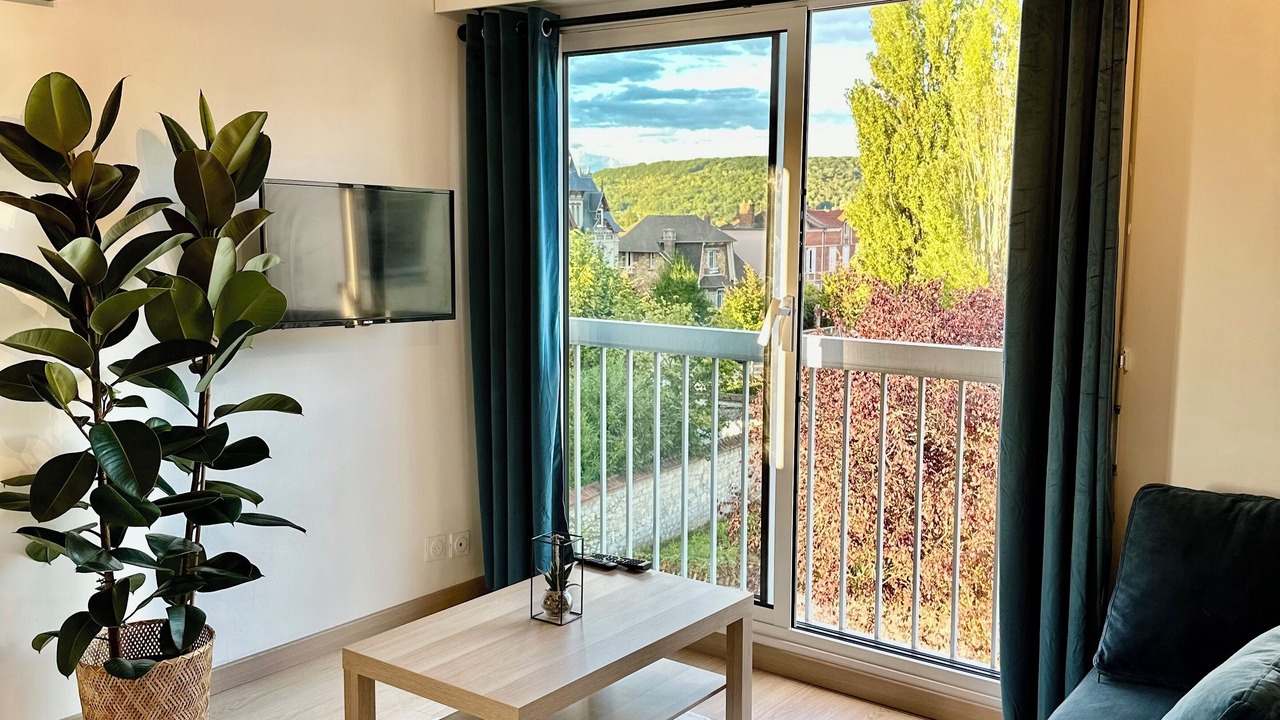 Photo of Livingroom in Vernon