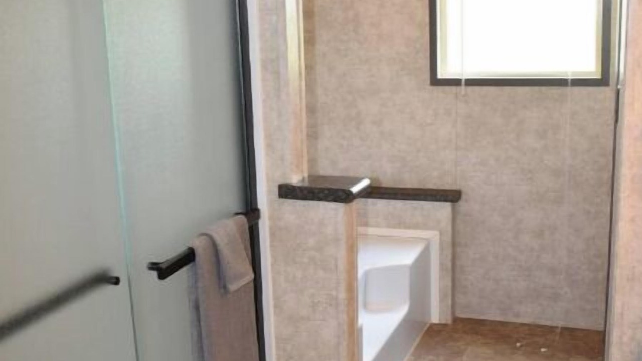 Photo of Bathroom in Pettus