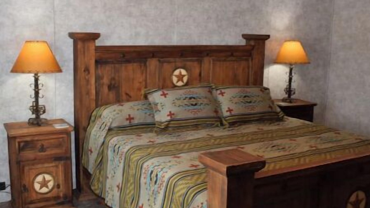 Photo of Bedroom in Pettus