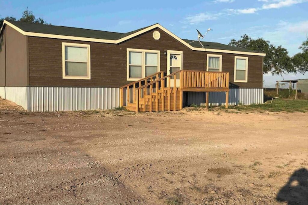 Photo of Outdoor in Pettus