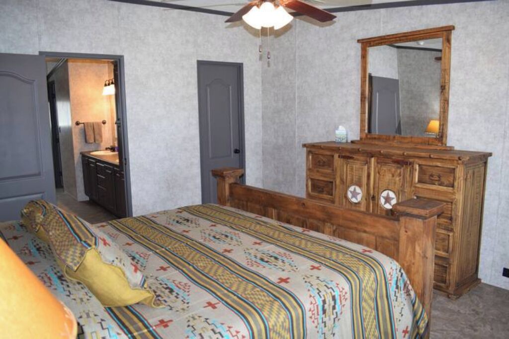 Photo of Bedroom in Pettus