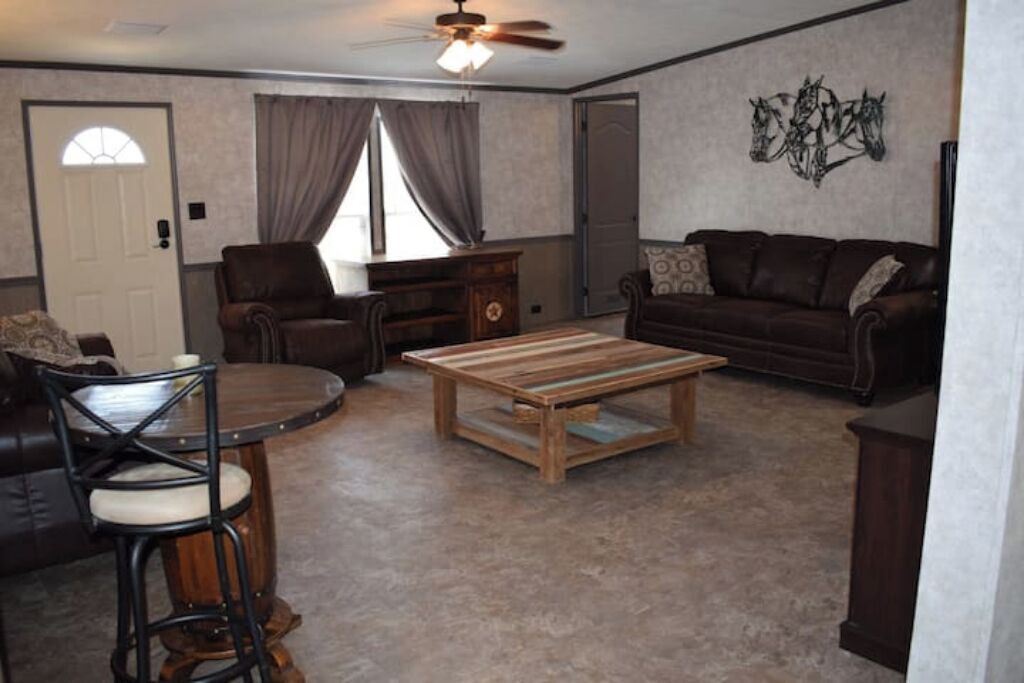 Photo of Livingroom in Pettus