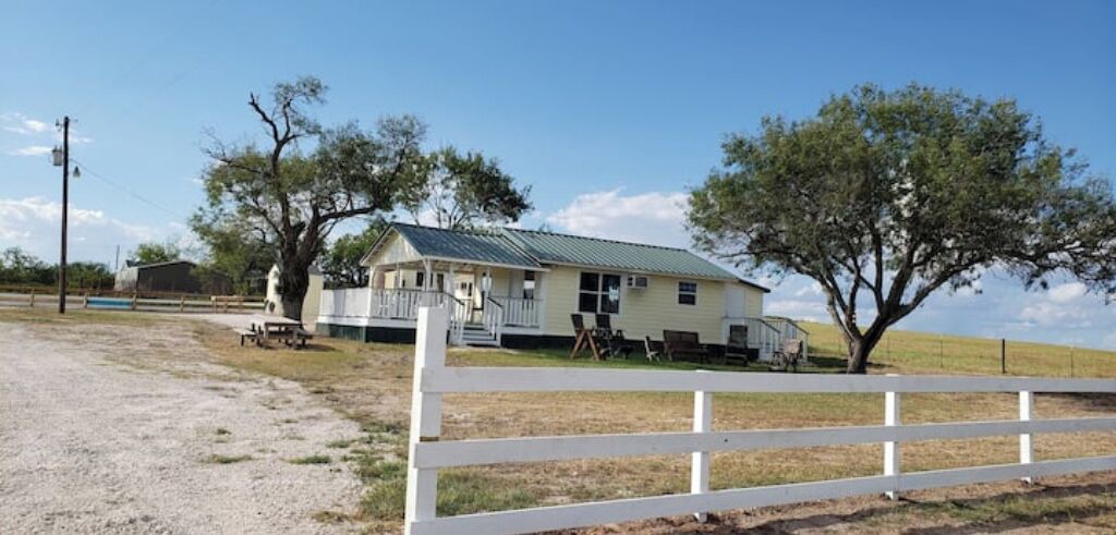 Photo of Outdoor in Pettus