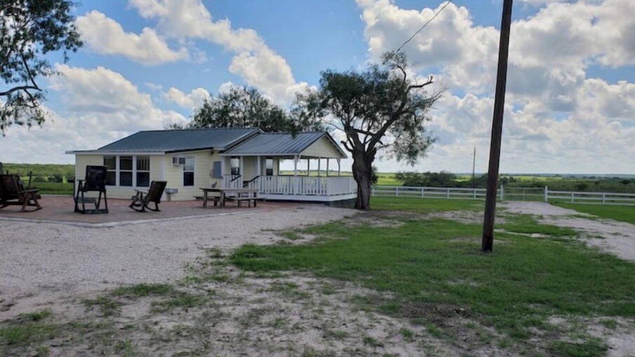 Photo of Outdoor in Pettus