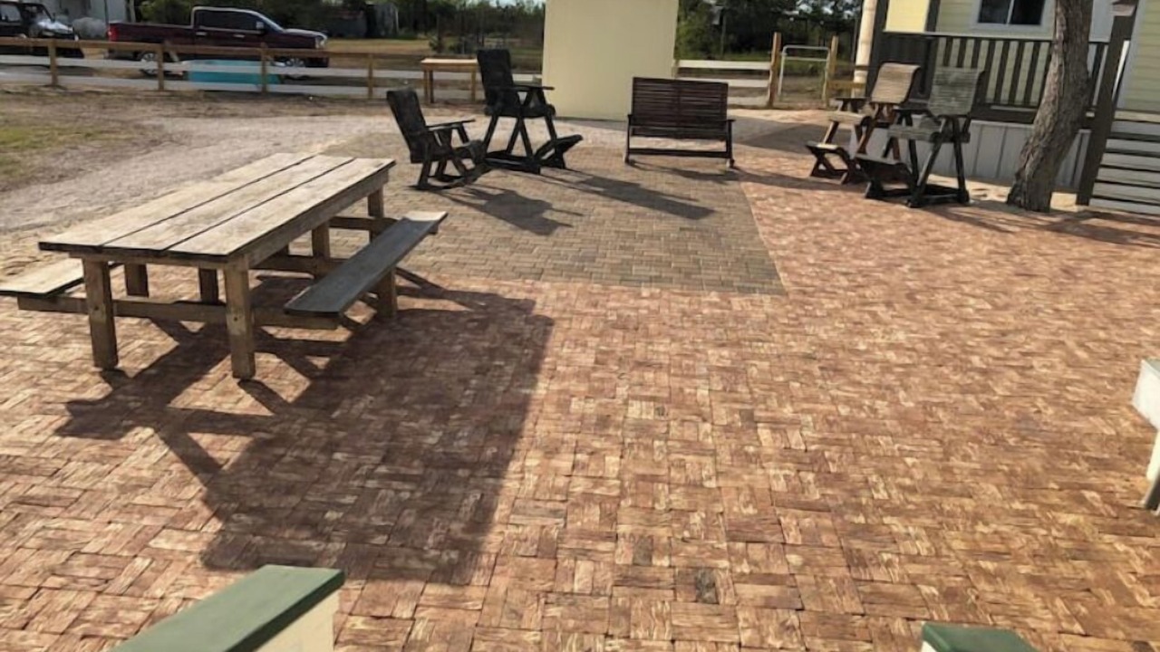 Photo of Outdoor in Pettus