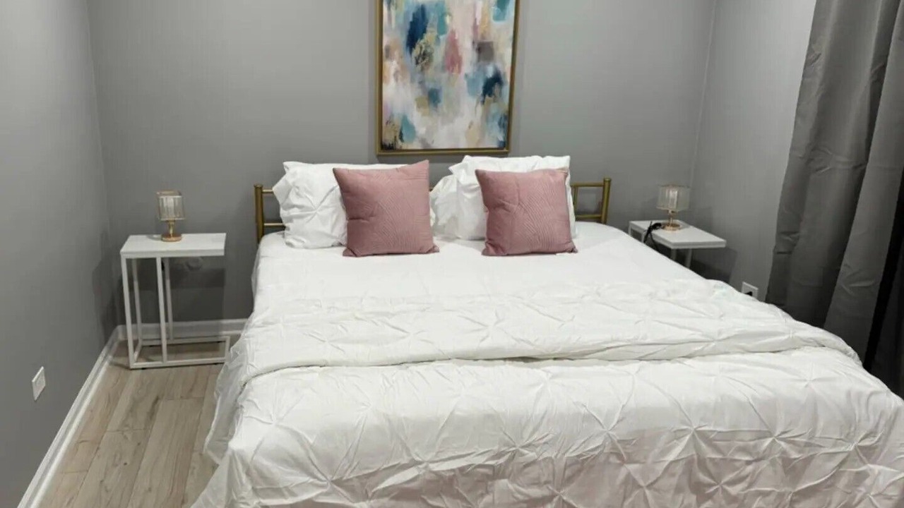 Photo of Bedroom in Franklin Park