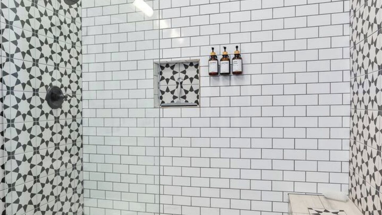 Photo of Bathroom in Booneville