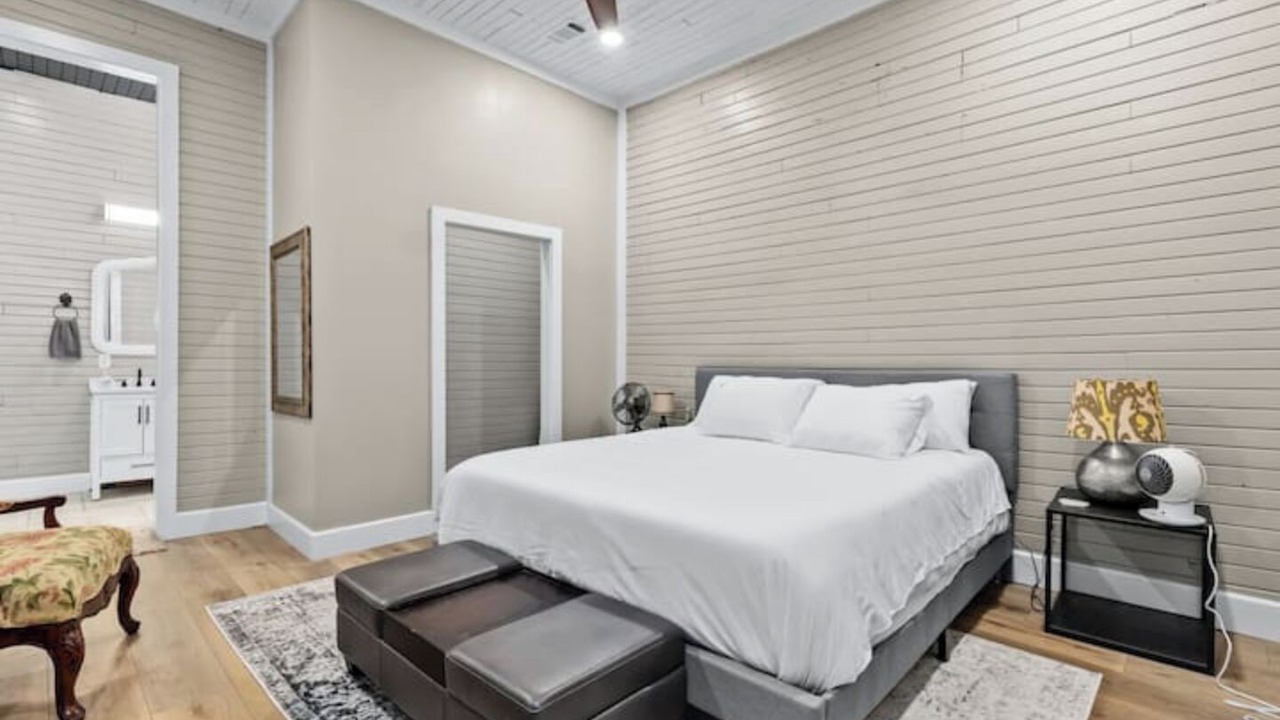 Photo of Bedroom in Booneville