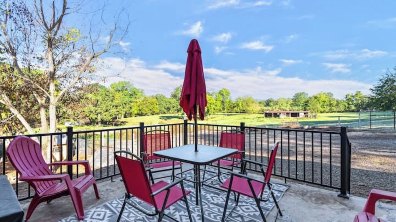 Photo of Outdoor in Booneville