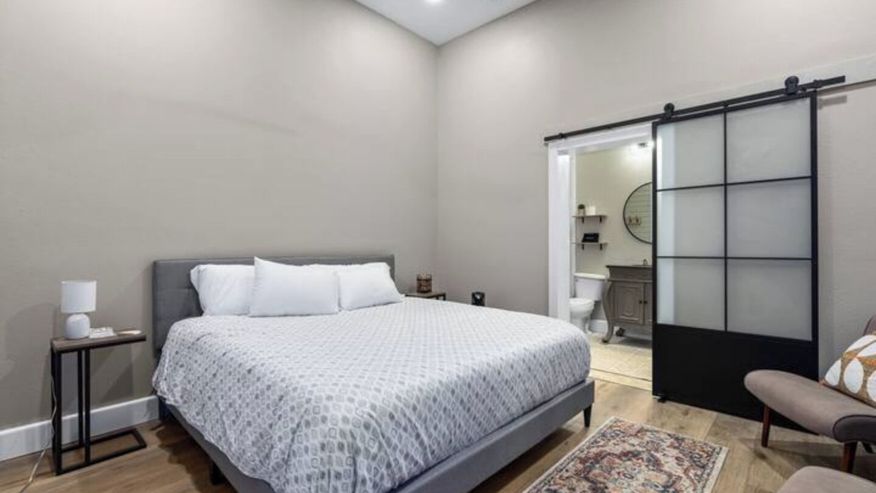 Photo of Bedroom in Booneville