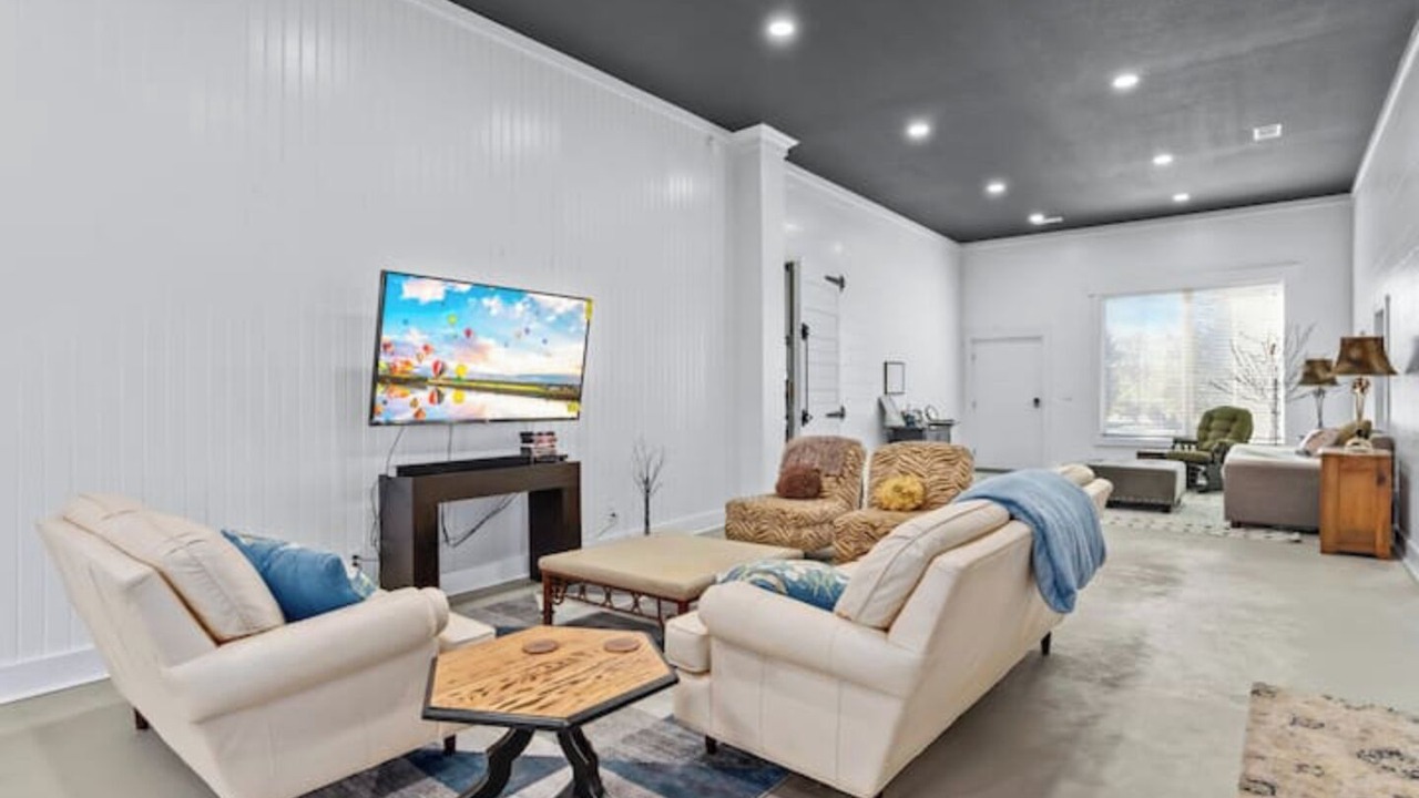 Photo of Livingroom in Booneville