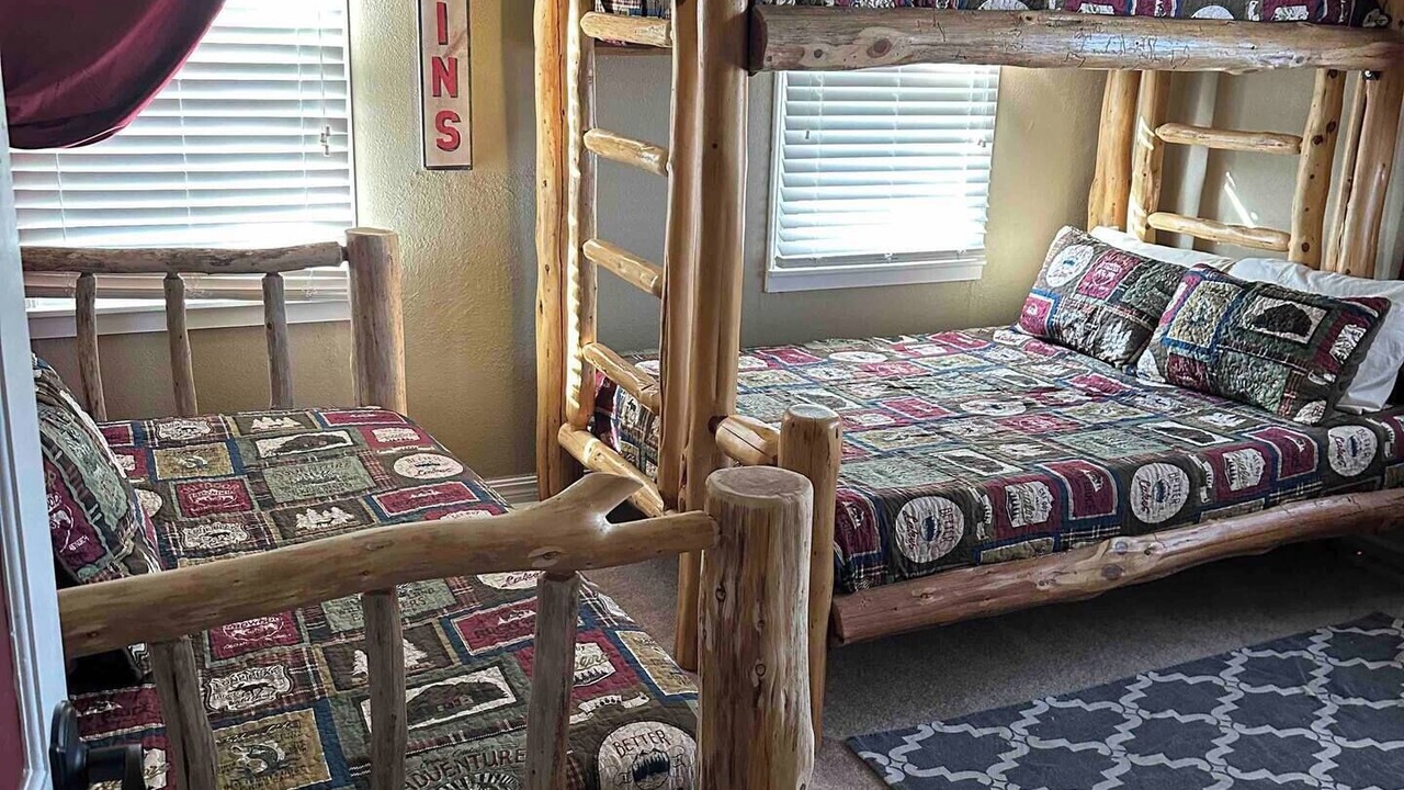 Photo of Bedroom in Eufaula