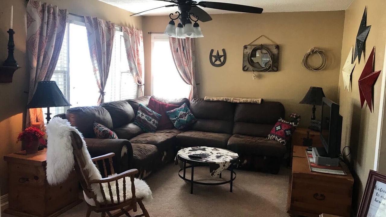 Photo of Livingroom in Eufaula