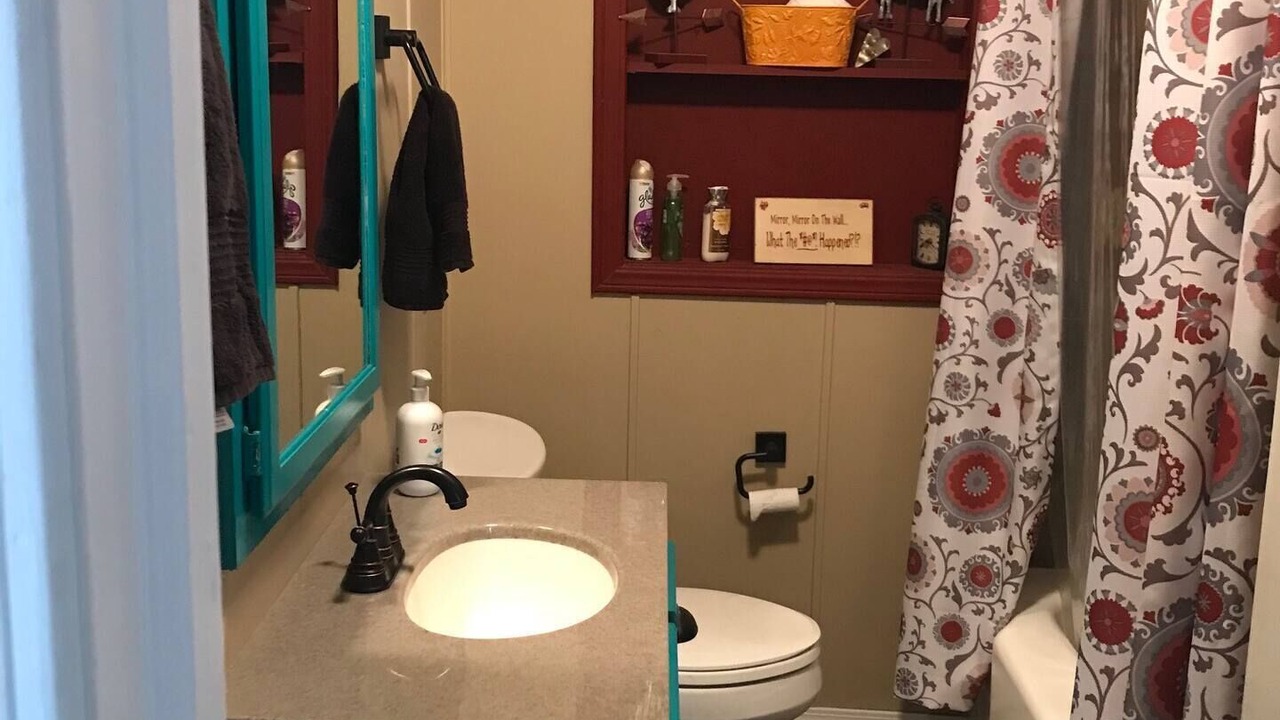 Photo of Bathroom in Eufaula