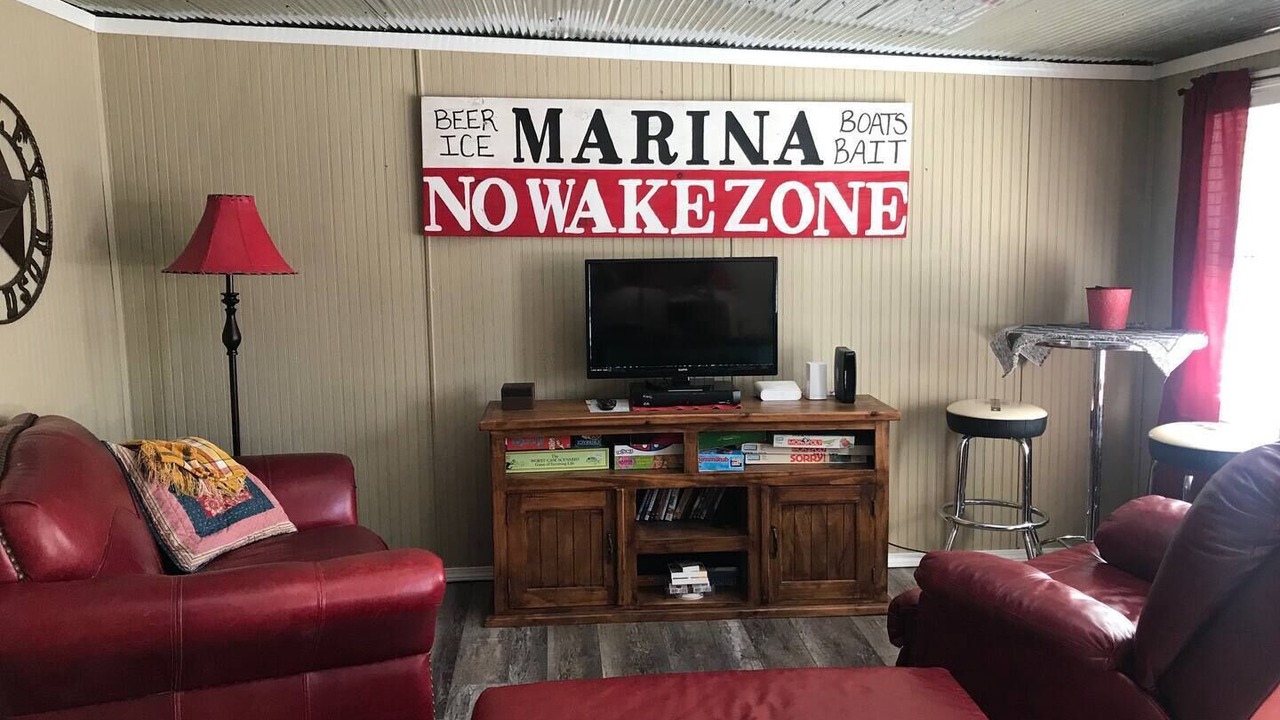 Photo of Livingroom in Eufaula