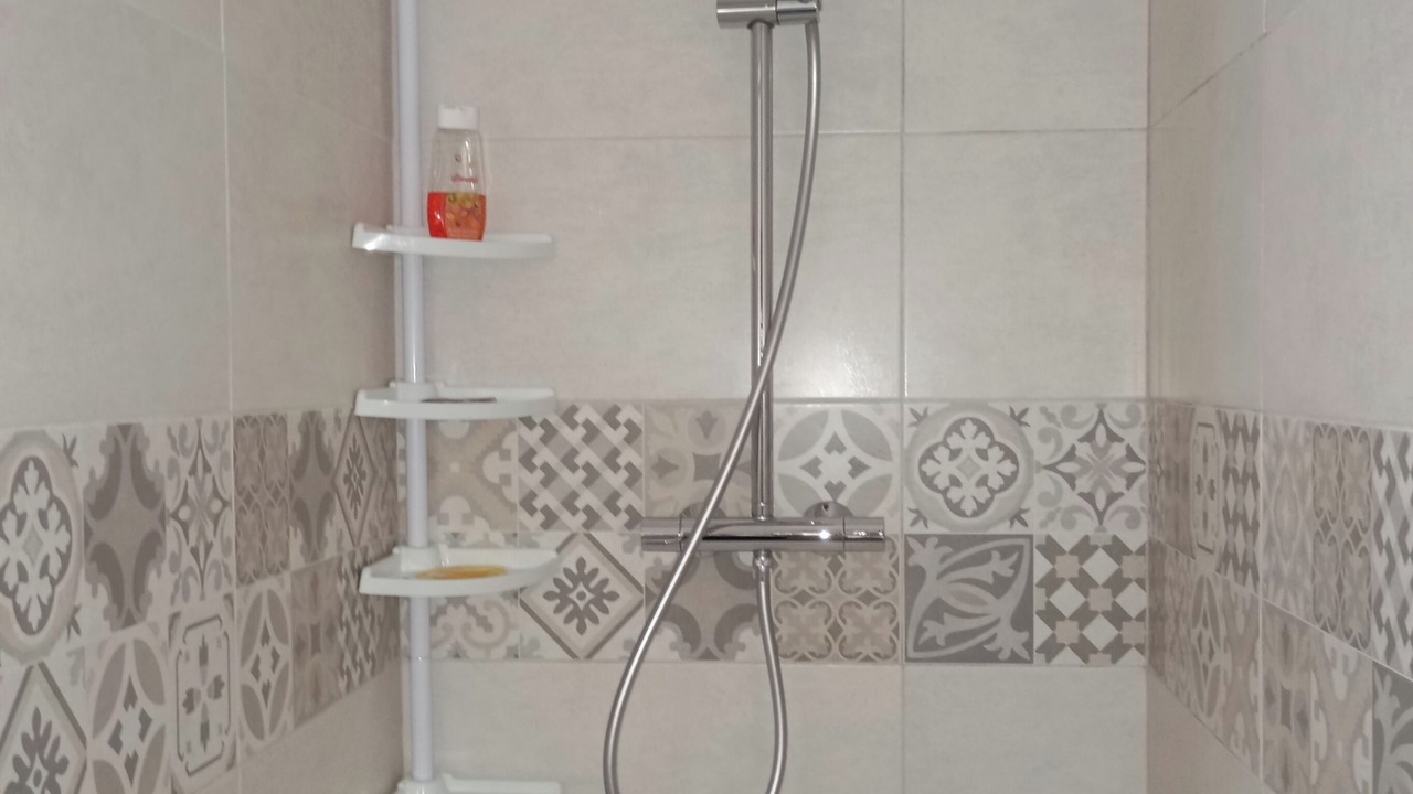 Photo of Bathroom in Aubigne-Racan