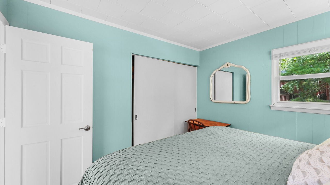 Photo of Bedroom in Lake City