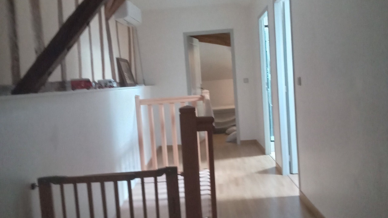 Photo of Others in Hure