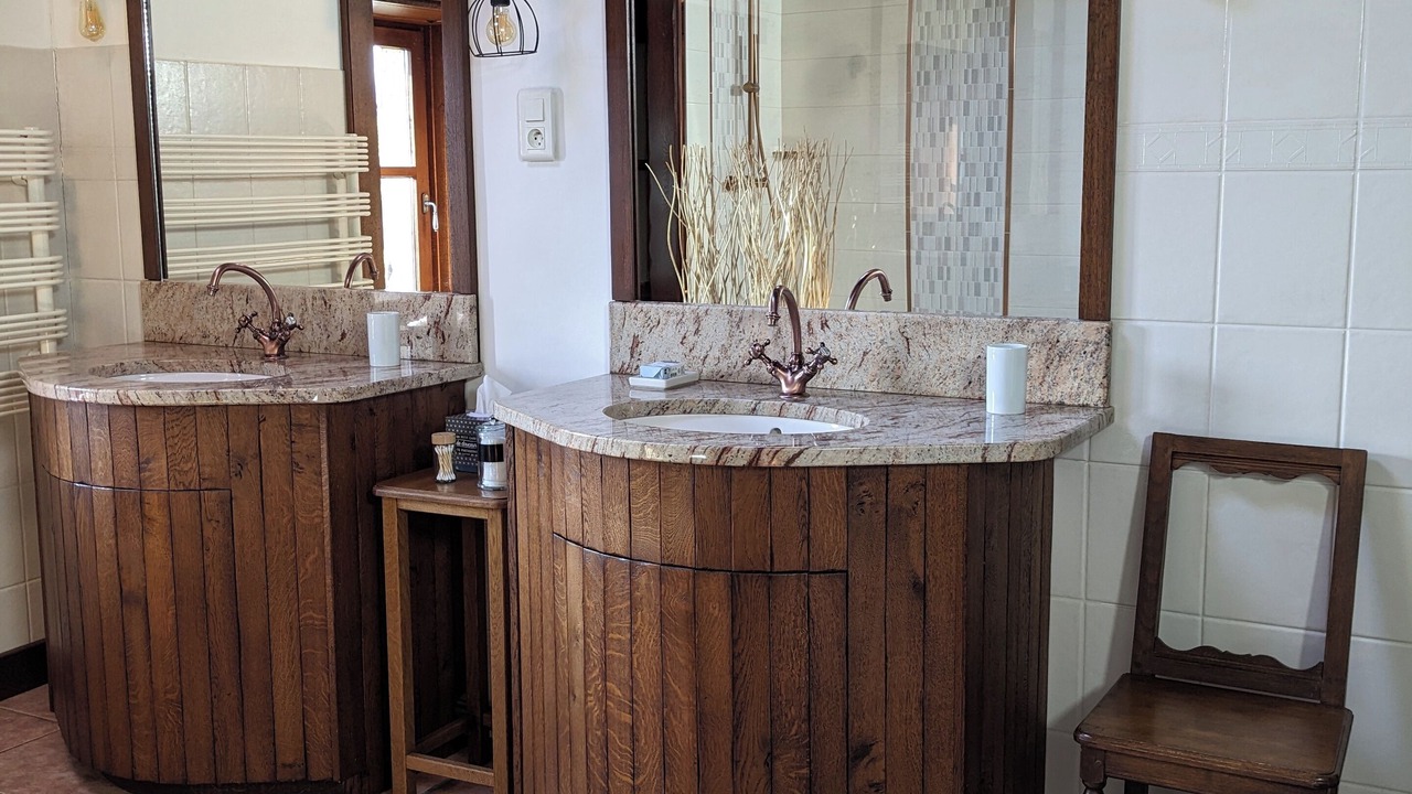 Photo of Bathroom in Uxegney