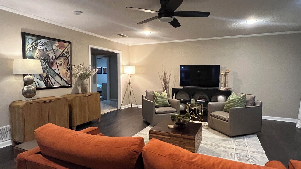 Photo of Livingroom in Gainesville