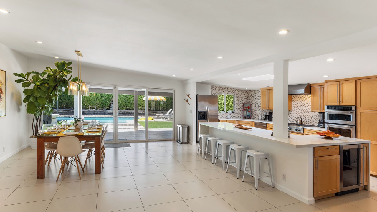Photo of Kitchen in Cathedral City Cove