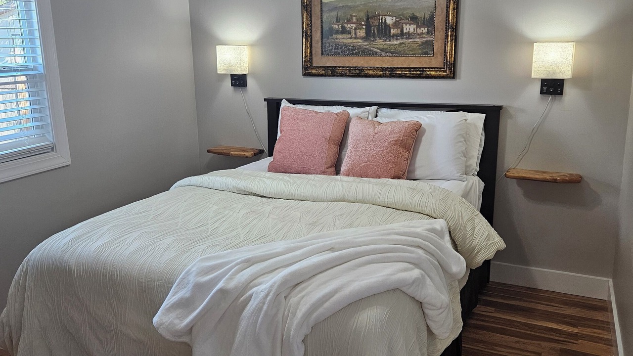 Photo of Bedroom in Kyle