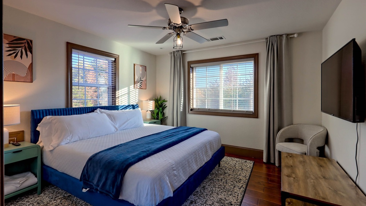 Photo of Bedroom in Cleveland