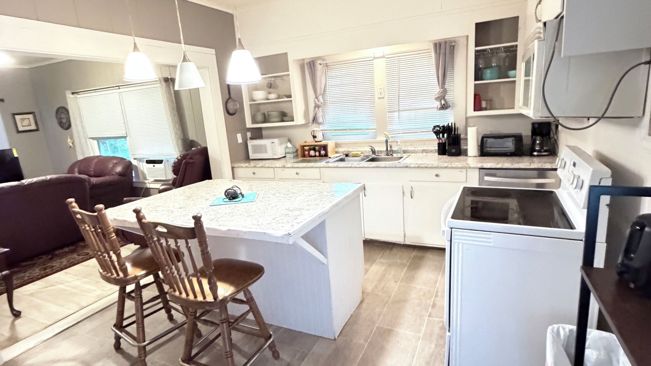Photo of Kitchen in Warren