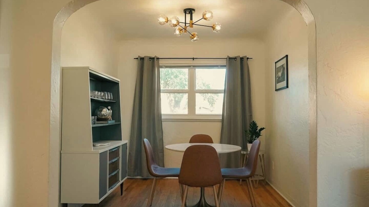 Photo of Livingroom in Nob Hill