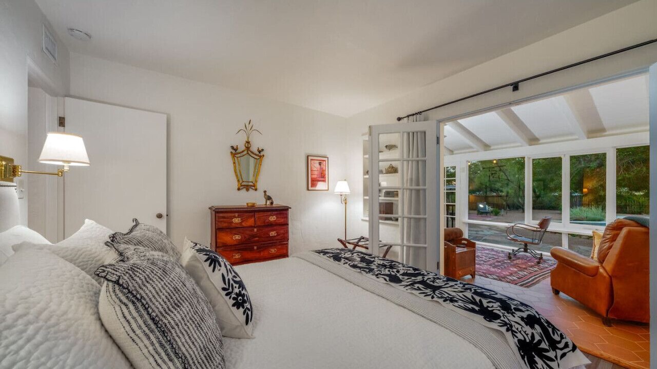 Photo of Bedroom in Blenman-Elm