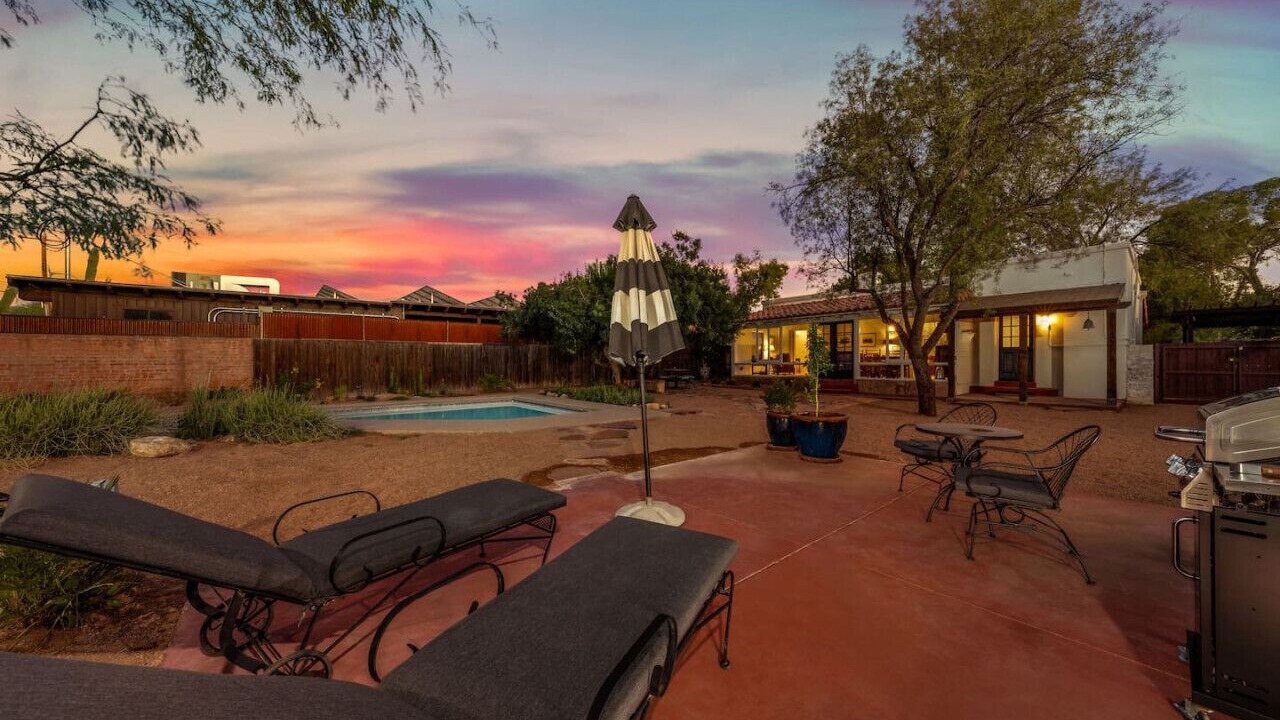 Photo of Outdoor in Blenman-Elm