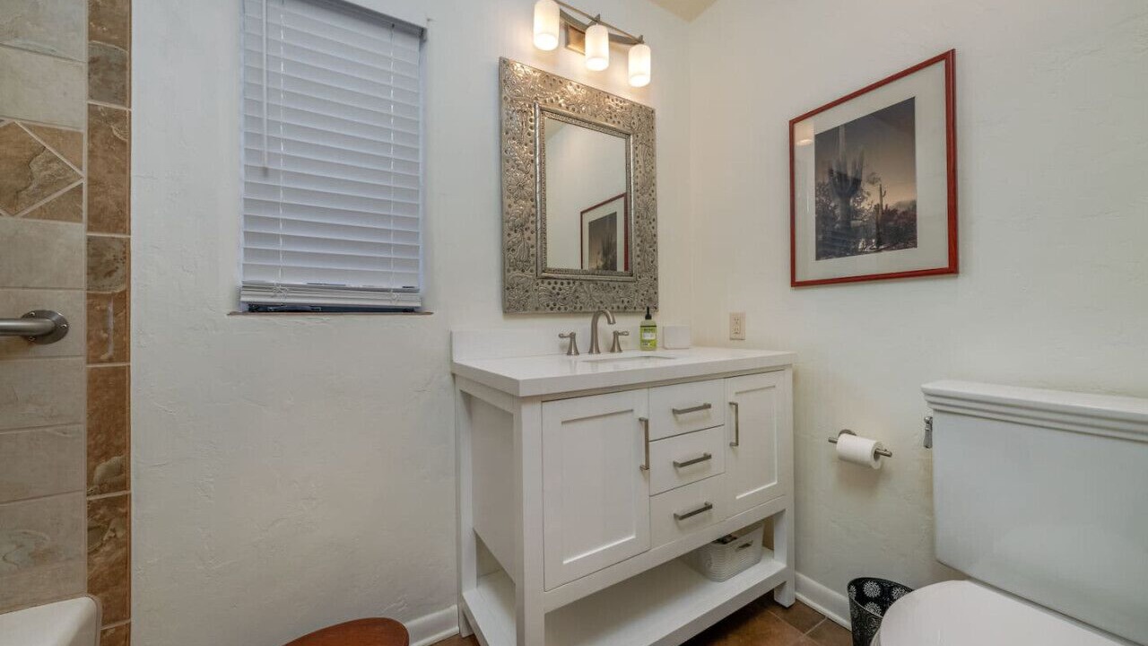 Photo of Bathroom in Blenman-Elm