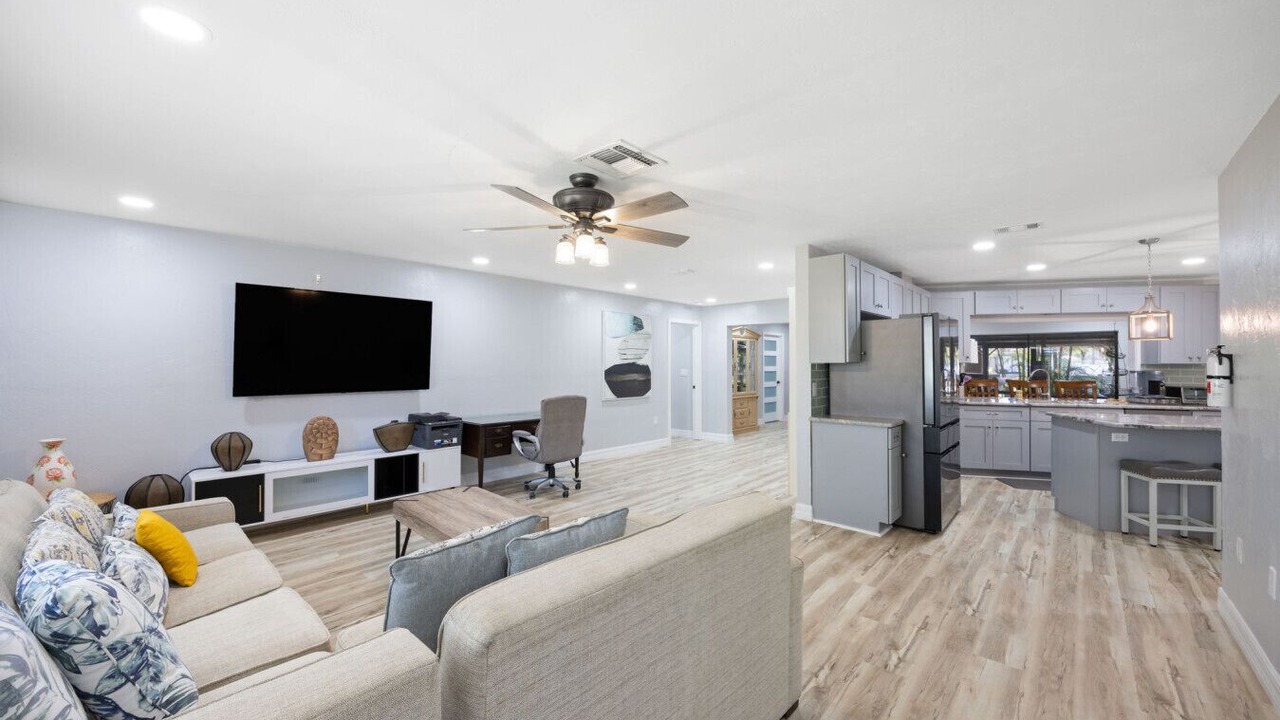 Photo of Bedroom in Fort Myers Shores