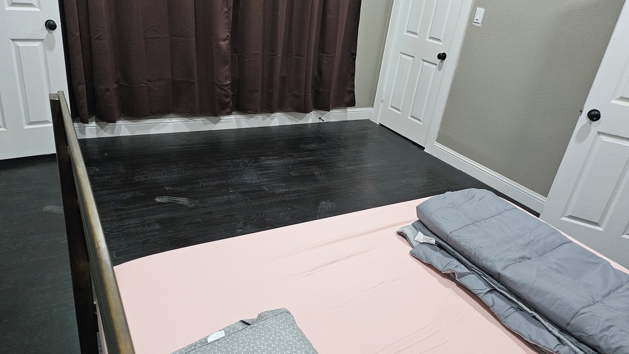 Photo of Bedroom in Cedar Crest