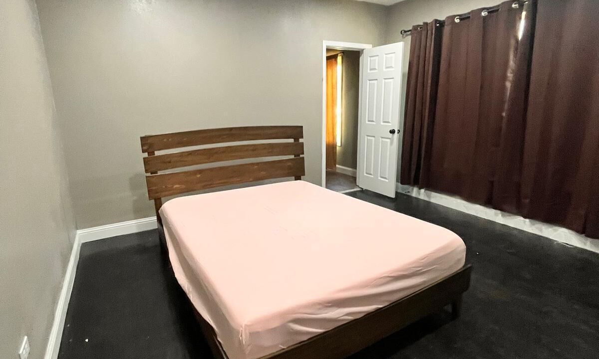 Photo of Bedroom in Cedar Crest