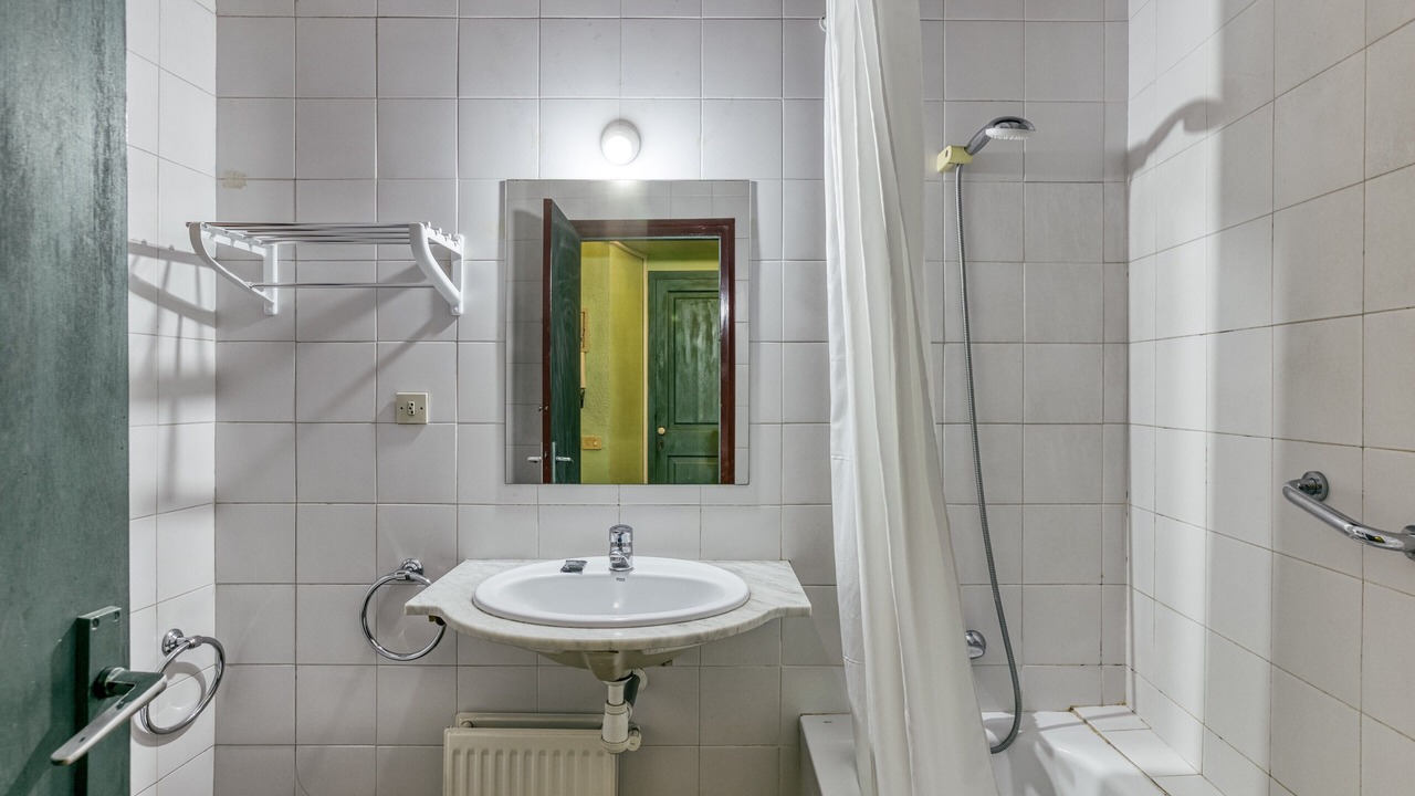 Photo of Bathroom in Castello d'Empuries