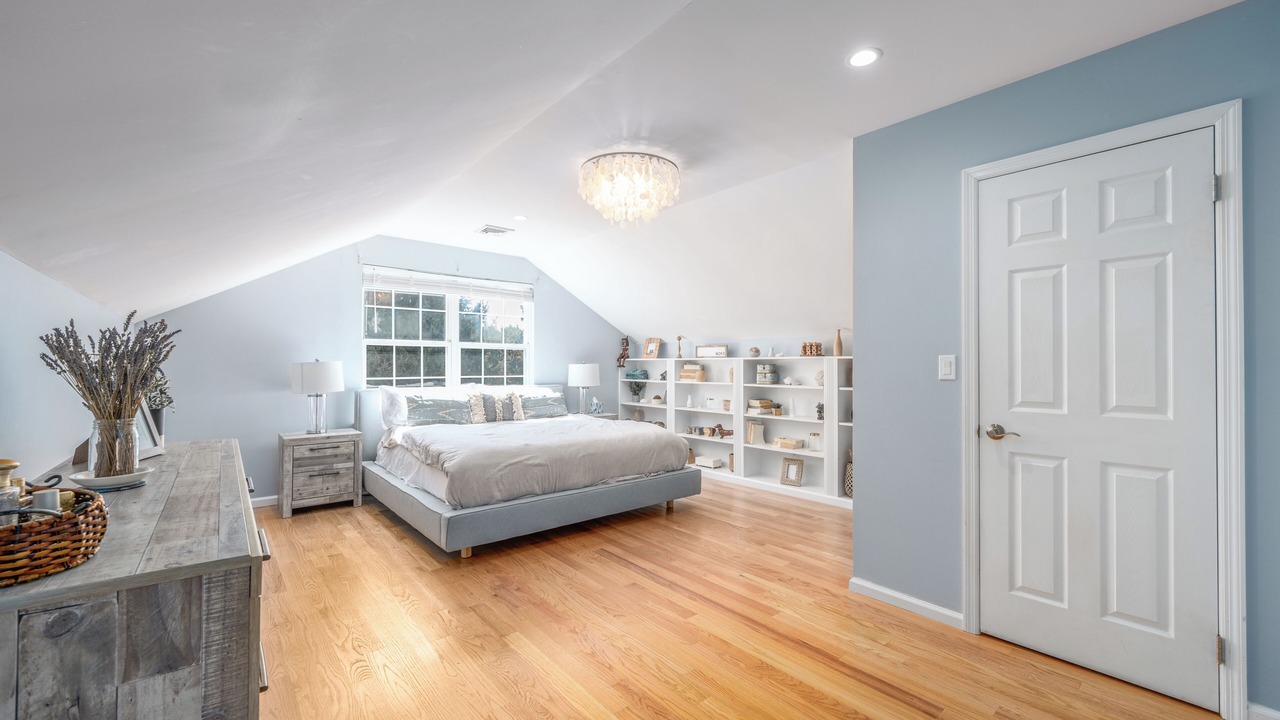 Photo of Bedroom in Southold