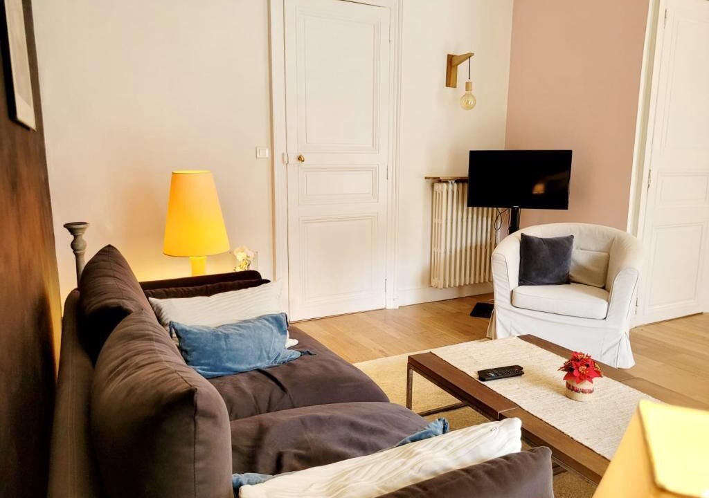 Photo of Livingroom in Richebourg - Saint-Clement