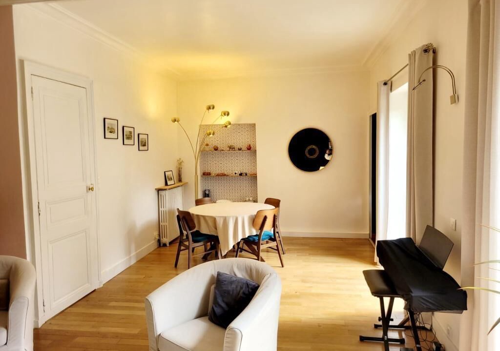 Photo of Livingroom in Richebourg - Saint-Clement