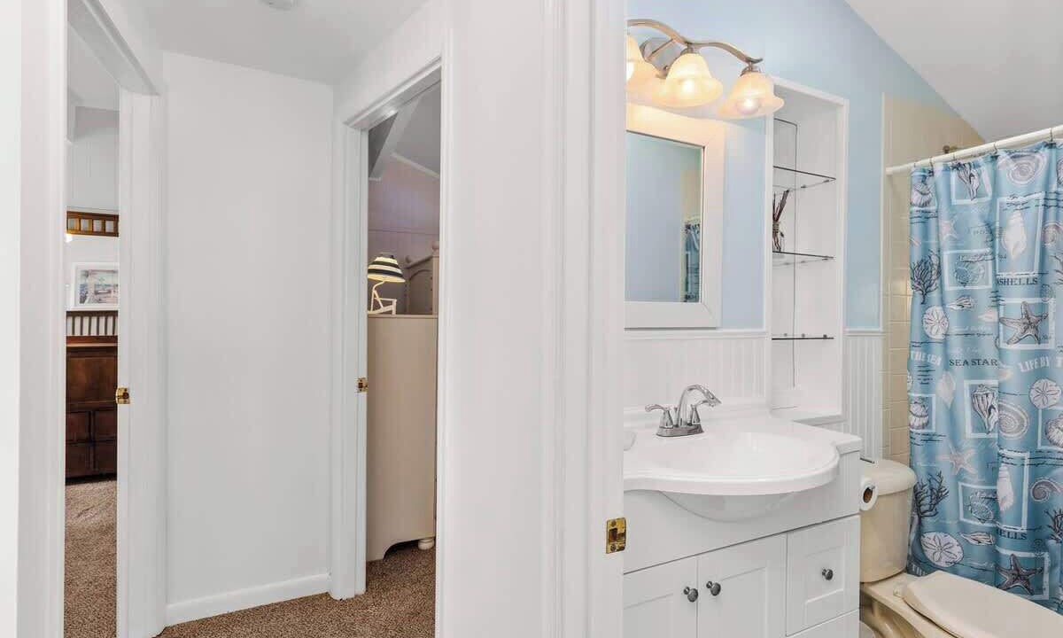 Photo of Bathroom in Ocean Pines