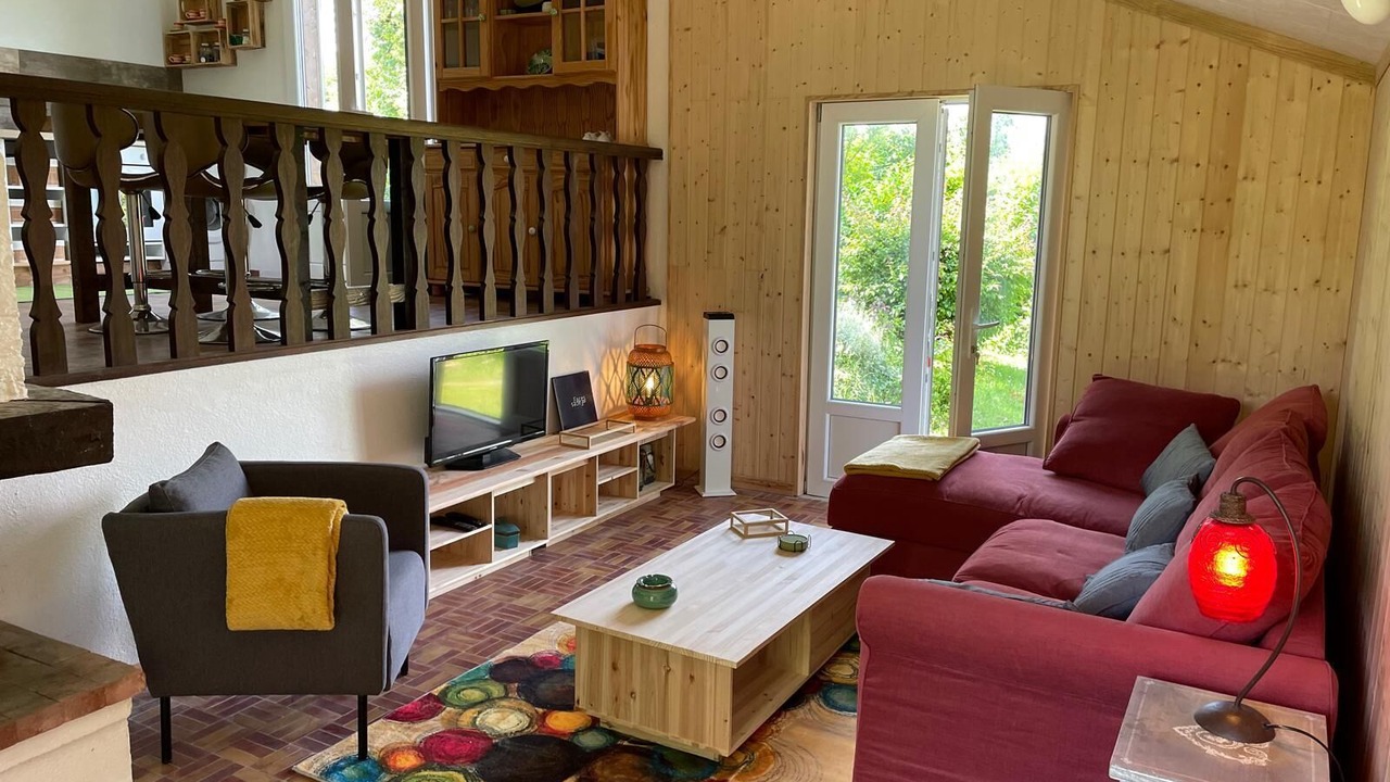 Photo of Livingroom in Thenezay