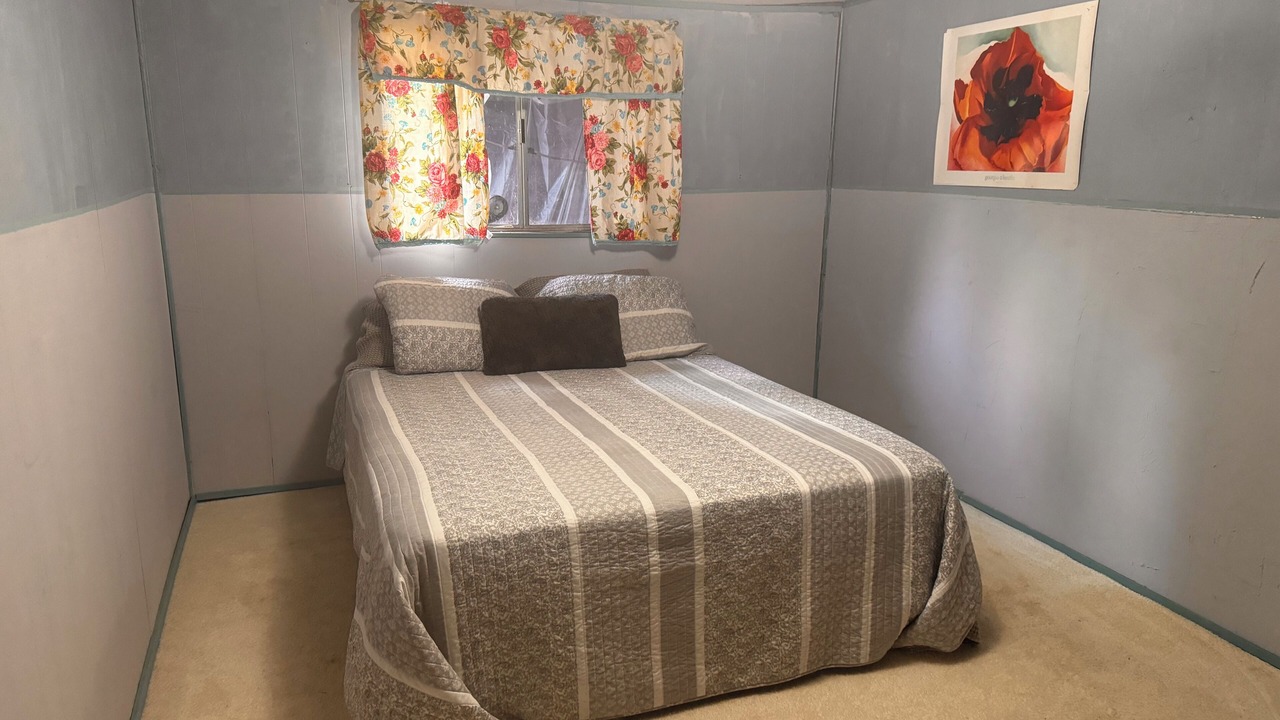 Photo of Bedroom in Eagle Point