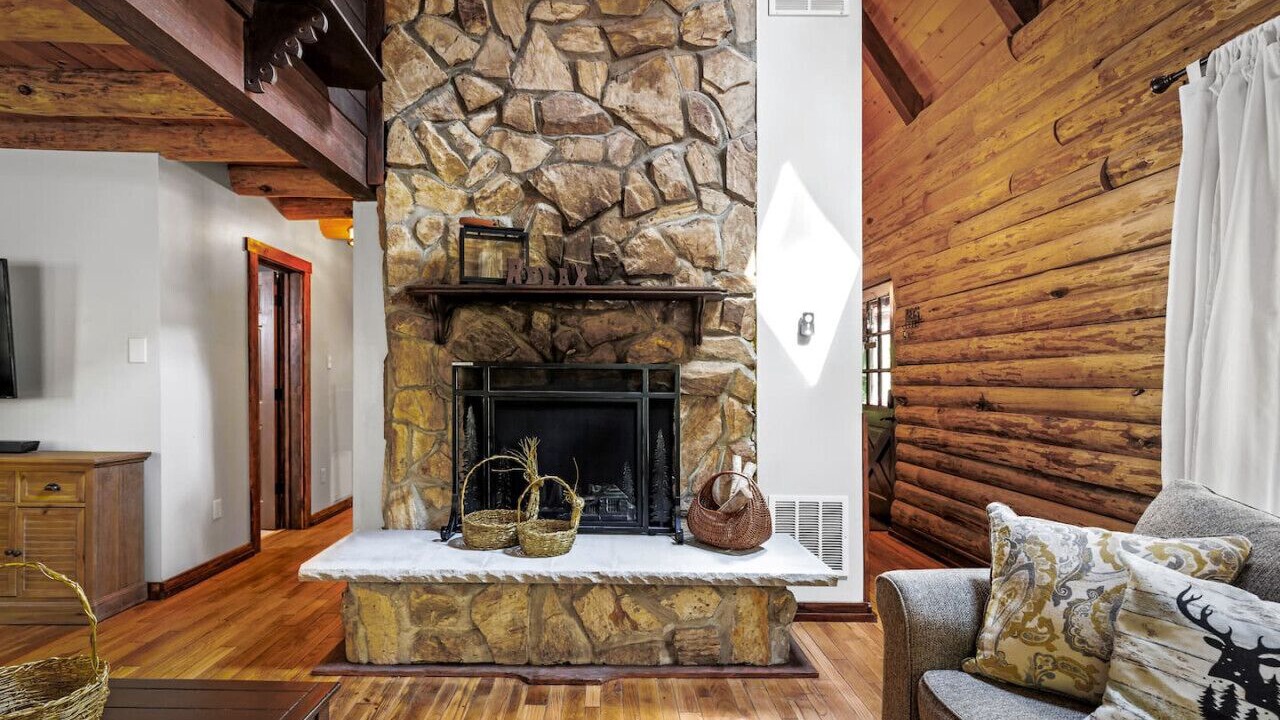 Photo of Livingroom in Macon