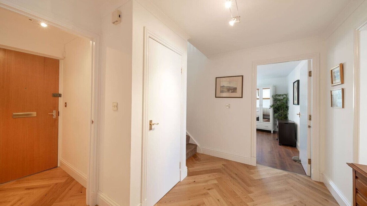 Photo of Others in Dundee