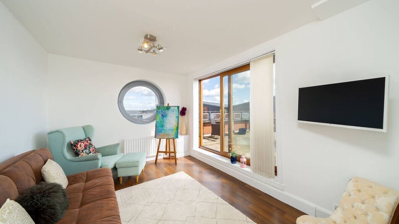 Photo of Livingroom in Dundee