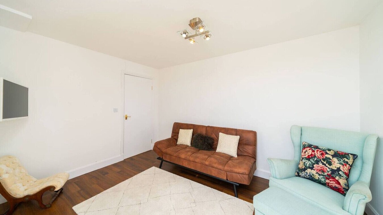 Photo of Livingroom in Dundee