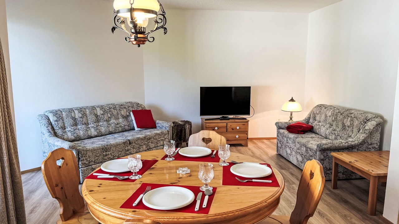 Photo of Livingroom in Salouf