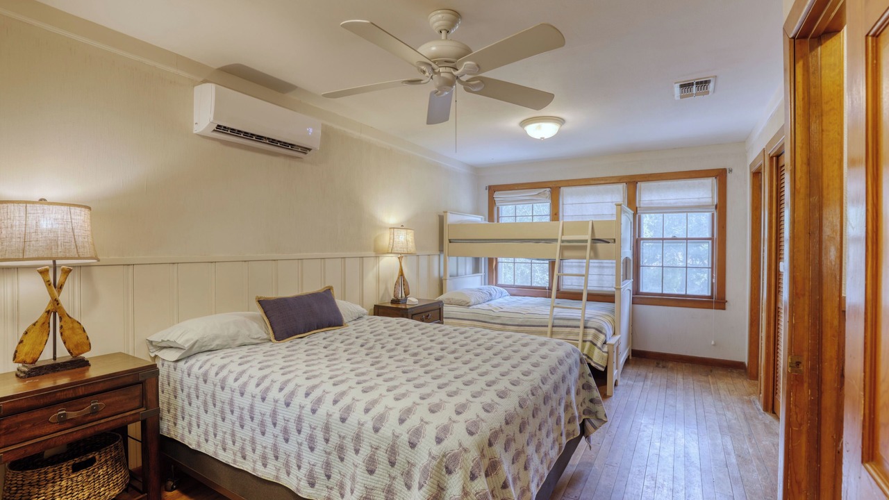 Photo of Bedroom in Seguin