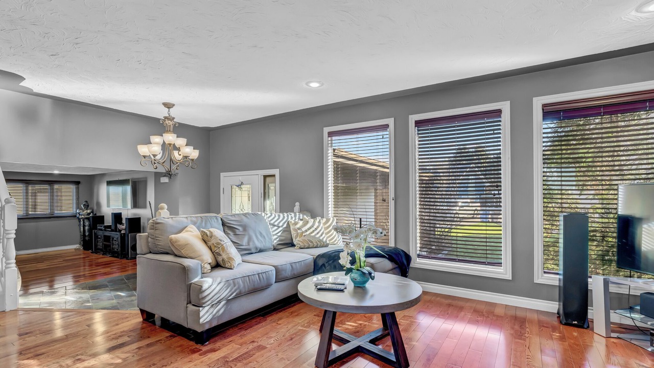Photo of Livingroom in Medicine Hat