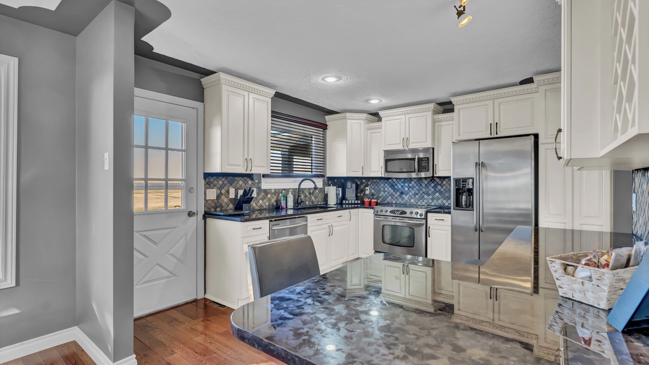Photo of Kitchen in Medicine Hat